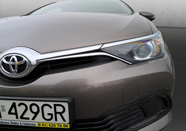 Toyota Auris cena 47900 przebieg: 200000, rok produkcji 2016 z Kołaczyce małe 191